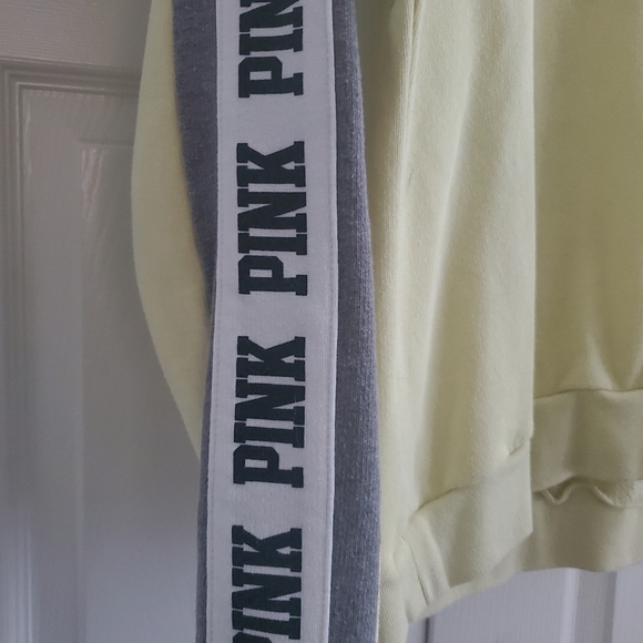 Victoria secret pink jacket - Picture 2 of 6